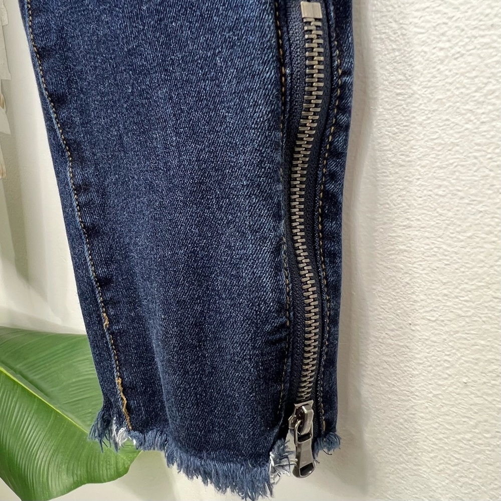 KANCAN Skinny Ankle Zip Distressed Knee Jeans Denim Size 5 / 26 - Picture 7 of 16